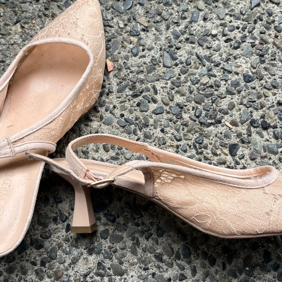 Fashion nova lace sling backs - Picture 4 of 4